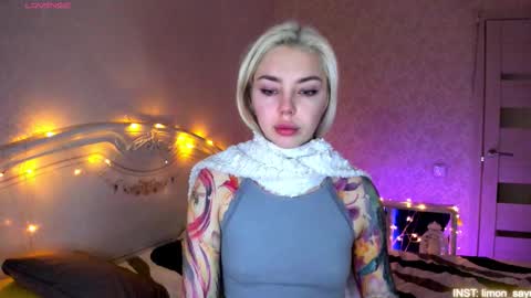 LilliMoore online show from February 19, 2026, 11:01 pm