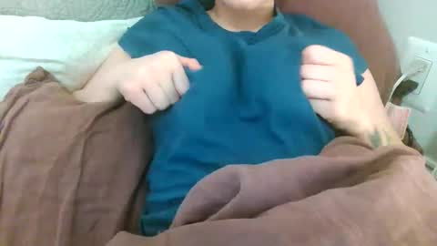 Snapshot of lilly49547 chatting on February 25, 2026, 5:17 am Lilly online show from February 25, 2026, 5:17 am