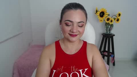 Lilly online show from November 16, 2025, 1:28 pm