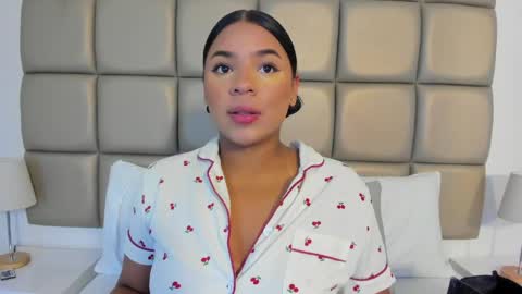 Snapshot of lilly_williamss chatting on May 11, 2026, 3:34 am Lilly online show from May 11, 2026, 3:34 am