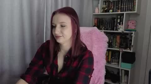 Snapshot of lillyfan_x chatting on January 9, 2026, 4:48 am LillyFan X online show from January 9, 2026, 4:48 am