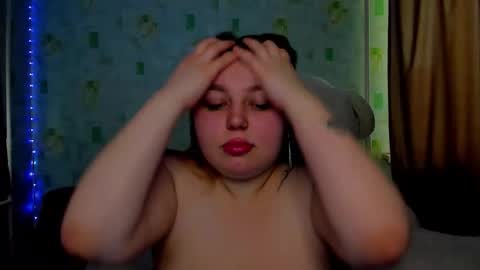 Snapshot of lillyhaigh chatting on May 5, 2026, 12:24 pm lillyhaigh online show from May 5, 2026, 12:24 pm