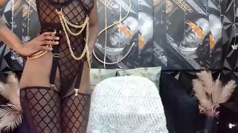 lilmissbaddiexxx online show from October 21, 2025, 8:20 pm