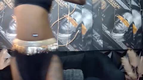 Snapshot of lilmissbaddiexxx chatting on February 9, 2026, 6:01 pm lilmissbaddiexxx online show from February 9, 2026, 6:01 pm