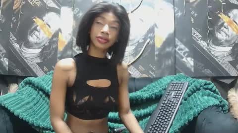 lilmissbaddiexxx online show from July 17, 2026, 7:19 pm