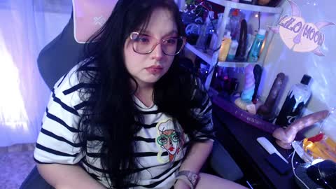 Lilo  online show from February 9, 2025, 3:00 am