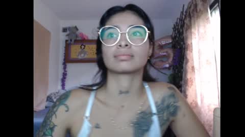 Snapshot of lilpalacio chatting on December 10, 2024, 6:06 pm lil palacio online show from December 10, 2024, 6:06 pm