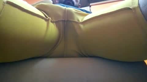 Snapshot of lilpetoman chatting on October 22, 2025, 12:11 am lilpetoman online show from October 22, 2025, 12:11 am