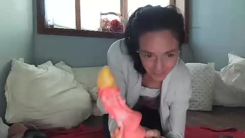 Snapshot of lilrosiedoll chatting on October 24, 2025, 4:25 pm Lilrosiedoll online show from October 24, 2025, 4:25 pm