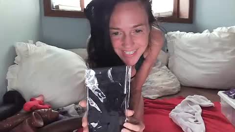 Snapshot of lilrosiedoll chatting on June 27, 2026, 4:23 pm Lilrosiedoll online show from June 27, 2026, 4:23 pm