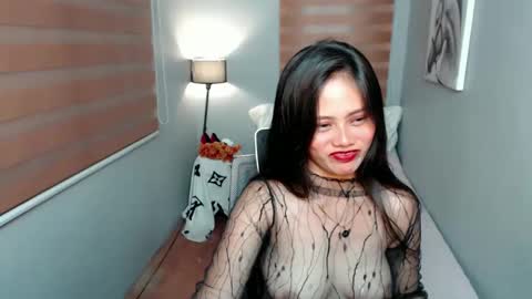 Snapshot of lilsweet_marie chatting on January 13, 2025, 4:08 pm Lilsweet marie online show from January 13, 2025, 4:08 pm