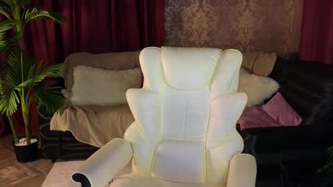 Snapshot of lilu5107 chatting on October 11, 2025, 5:55 pm Lilu online show from October 11, 2025, 5:55 pm