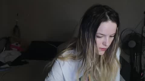 lily_and_jake online show from November 23, 2025, 8:36 am