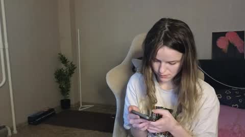 Snapshot of lily_and_jake chatting on April 6, 2026, 3:15 am lily_and_jake online show from April 6, 2026, 3:15 am
