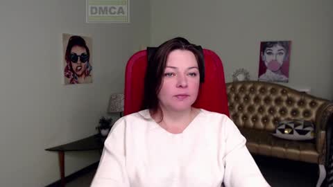 Snapshot of lily_flower7_ chatting on December 9, 2024, 10:54 am Lily online show from December 9, 2024, 10:54 am