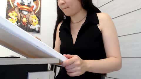 Snapshot of lily_litle chatting on December 4, 2024, 10:08 pm Lily Litle online show from December 4, 2024, 10:08 pm