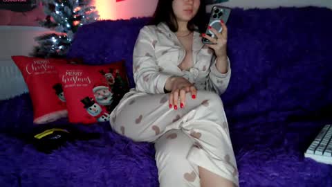 Snapshot of lily_litle chatting on January 5, 2025, 9:25 pm Lily Litle online show from January 5, 2025, 9:25 pm