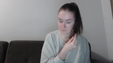 lily_love_x online show from October 17, 2025, 10:01 pm