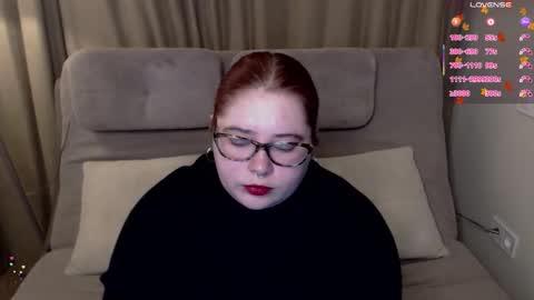 Snapshot of lily_lu_one chatting on November 20, 2025, 6:40 pm Elina online show from November 20, 2025, 6:40 pm