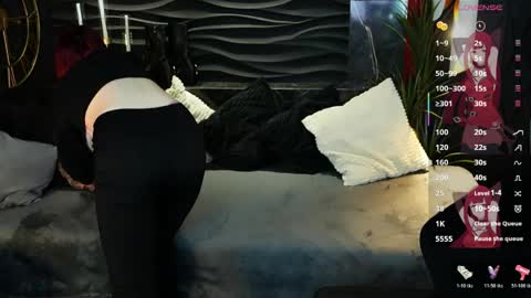 Lily online show from May 27, 2026, 3:31 pm