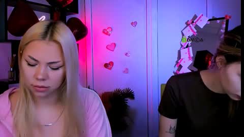 Snapshot of lily_morty chatting on February 16, 2026, 5:58 am Lily online show from February 16, 2026, 5:58 am