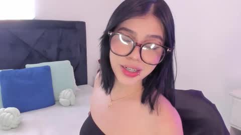 LilyWoodz online show from December 20, 2025, 7:10 pm