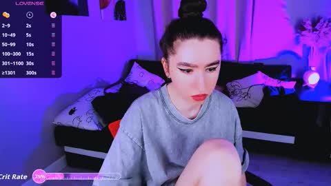 Snapshot of lily_xbaby chatting on October 17, 2025, 8:06 am LILY online show from October 17, 2025, 8:06 am