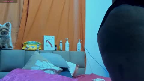 Snapshot of lilybaudyn_ chatting on May 10, 2026, 9:03 am Lily online show from May 10, 2026, 9:03 am