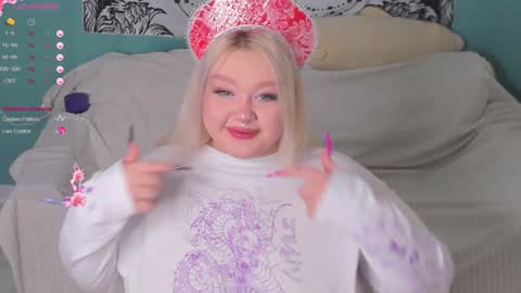 Lily online show from December 26, 2024, 10:41 pm