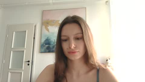 lilycandy_ online show from May 29, 2026, 10:35 am