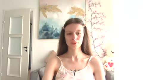 lilycandy_ online show from June 22, 2026, 12:02 pm