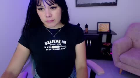 Snapshot of lilydoll1 chatting on April 24, 2026, 10:56 pm Lily online show from April 24, 2026, 10:56 pm