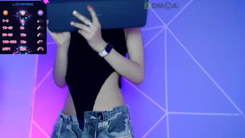 Snapshot of lilylouisee_ chatting on November 28, 2025, 12:24 am Liliana louise online show from November 28, 2025, 12:24 am