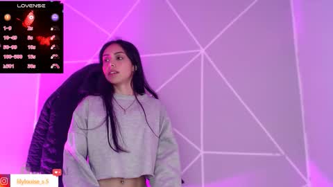 Snapshot of lilylouisee_ chatting on December 16, 2025, 4:28 am Liliana louise online show from December 16, 2025, 4:28 am