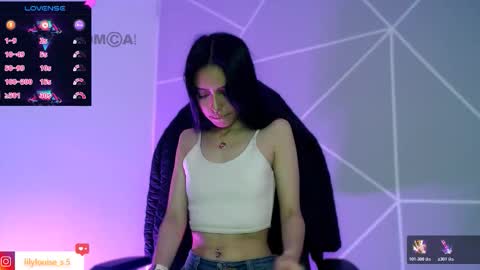 Snapshot of lilylouisee_ chatting on December 21, 2025, 12:29 am Liliana louise online show from December 21, 2025, 12:29 am