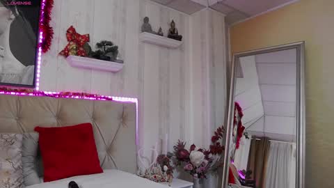      online show from January 7, 2025, 10:11 am