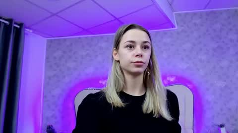      online show from October 9, 2025, 3:15 am