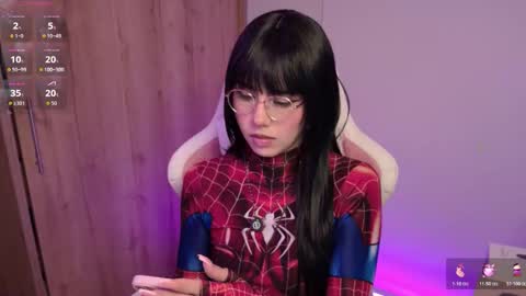 Snapshot of lilyrouse_ chatting on January 10, 2026, 4:14 am lily help me to collect more cosplay online show from January 10, 2026, 4:14 am