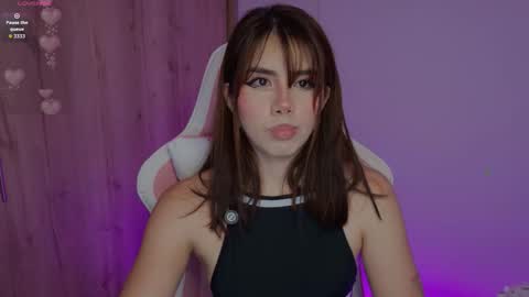 Snapshot of lilyrouse_ chatting on February 3, 2026, 6:40 am lily help me to collect more cosplay online show from February 3, 2026, 6:40 am