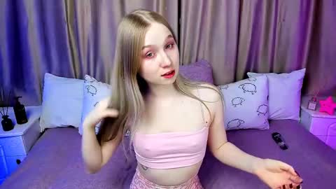 Snapshot of lilystarlight chatting on March 5, 2025, 3:51 am Lilian online show from March 5, 2025, 3:51 am