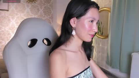 Snapshot of lilythea_ chatting on November 16, 2025, 10:04 pm lilythea_ online show from November 16, 2025, 10:04 pm