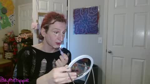 Snapshot of lilythehippie chatting on May 15, 2026, 5:09 pm lilythehippie online show from May 15, 2026, 5:09 pm