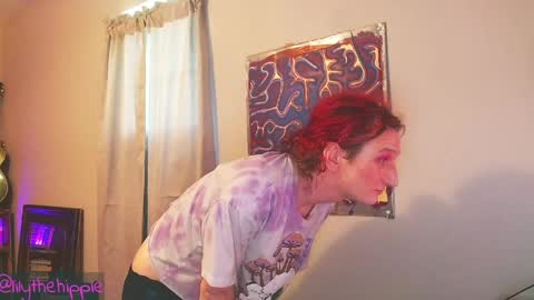 Snapshot of lilythehippie chatting on May 20, 2026, 5:08 pm lilythehippie online show from May 20, 2026, 5:08 pm