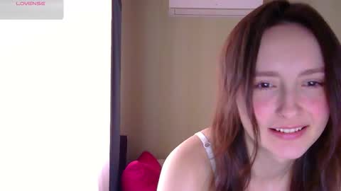 Snapshot of lilyxsky chatting on February 1, 2026, 2:37 pm LilyXSky online show from February 1, 2026, 2:37 pm