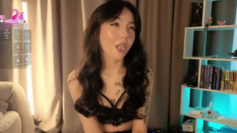 Snapshot of lin_kun chatting on March 29, 2026, 8:36 am Lin Use menu to play with me online show from March 29, 2026, 8:36 am