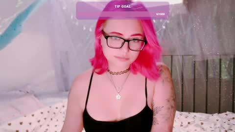 Lina2D tyan online show from April 3, 2026, 11:41 am