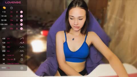 Scarlet online show from October 18, 2025, 5:03 pm