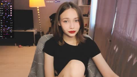 Snapshot of lina_and_lion chatting on April 6, 2026, 9:54 am Scarlet online show from April 6, 2026, 9:54 am