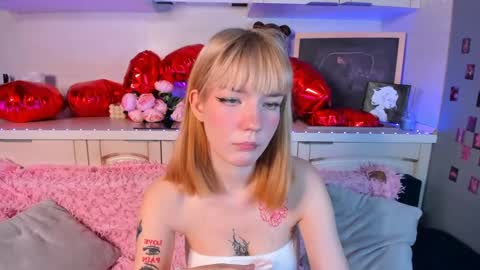 Lina blueeyed    GMT3 1100-1700 Mon Wed Thu Sat Sun online show from February 10, 2025, 11:15 am