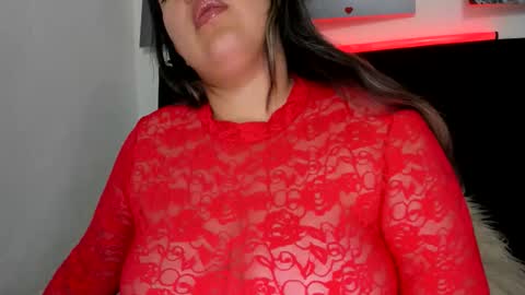Lina Browm online show from April 4, 2026, 10:07 pm